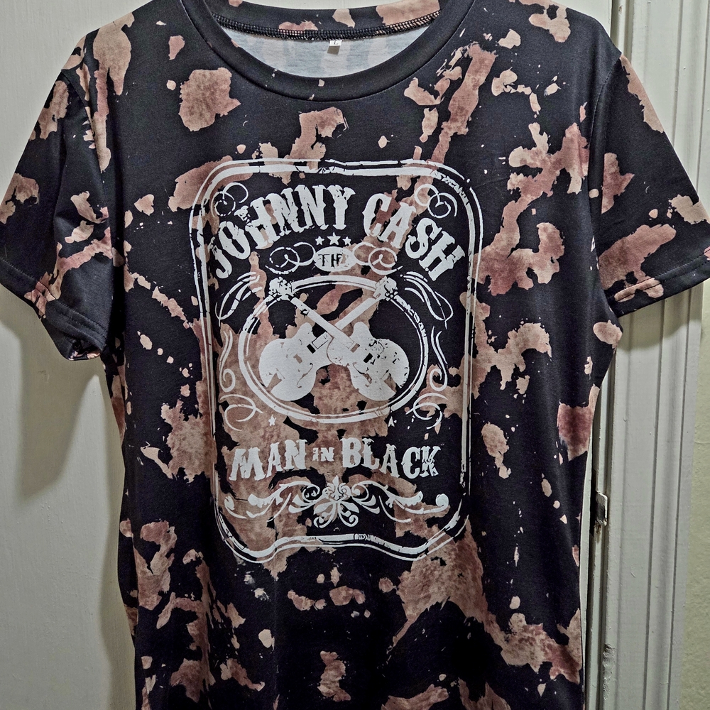 Johnny Cash - Man In Black Tshirt Women's Large